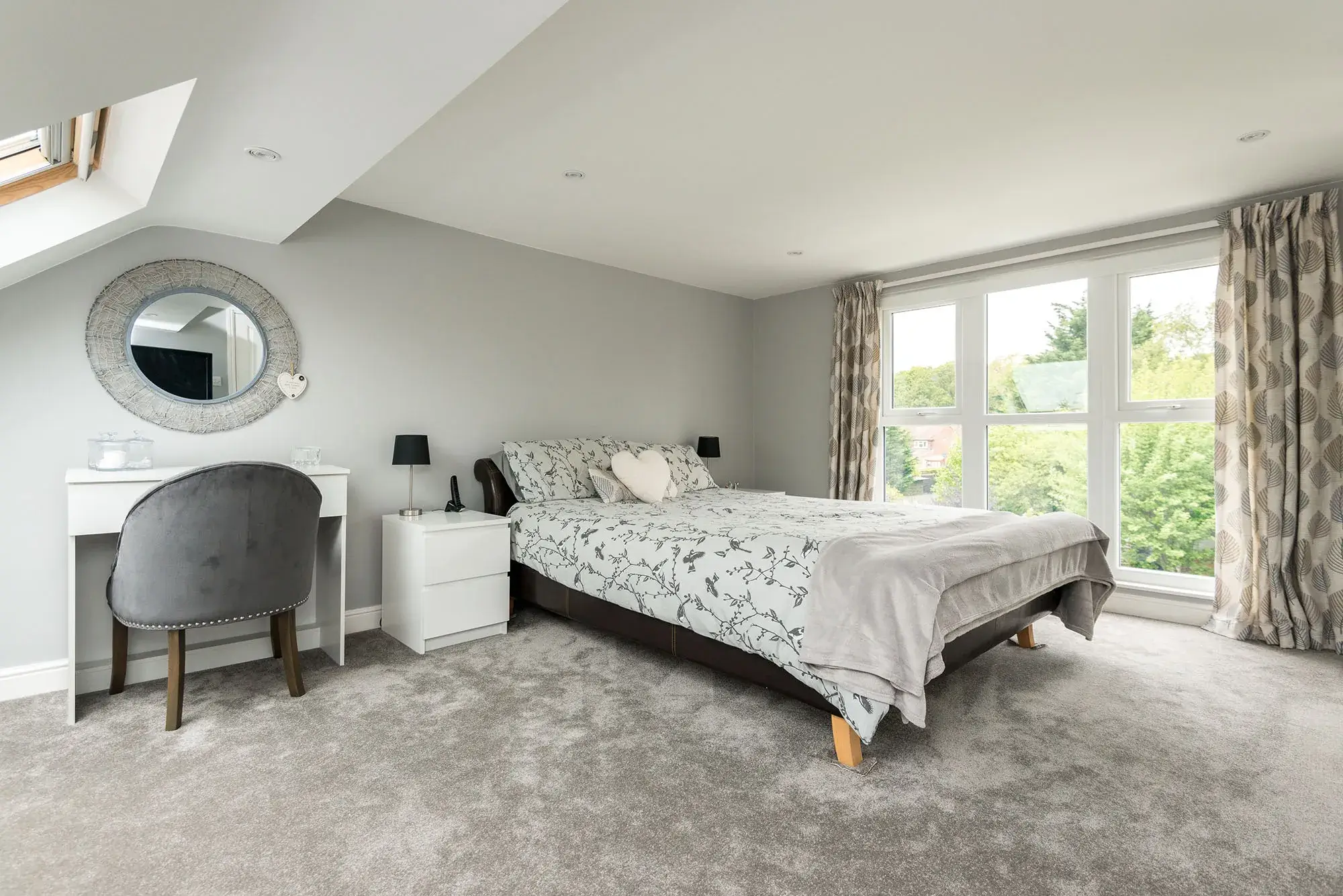 Luxurious Master Bedroom Installed By Econoloft